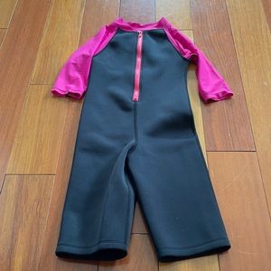 Tuga wesuit size 11/12